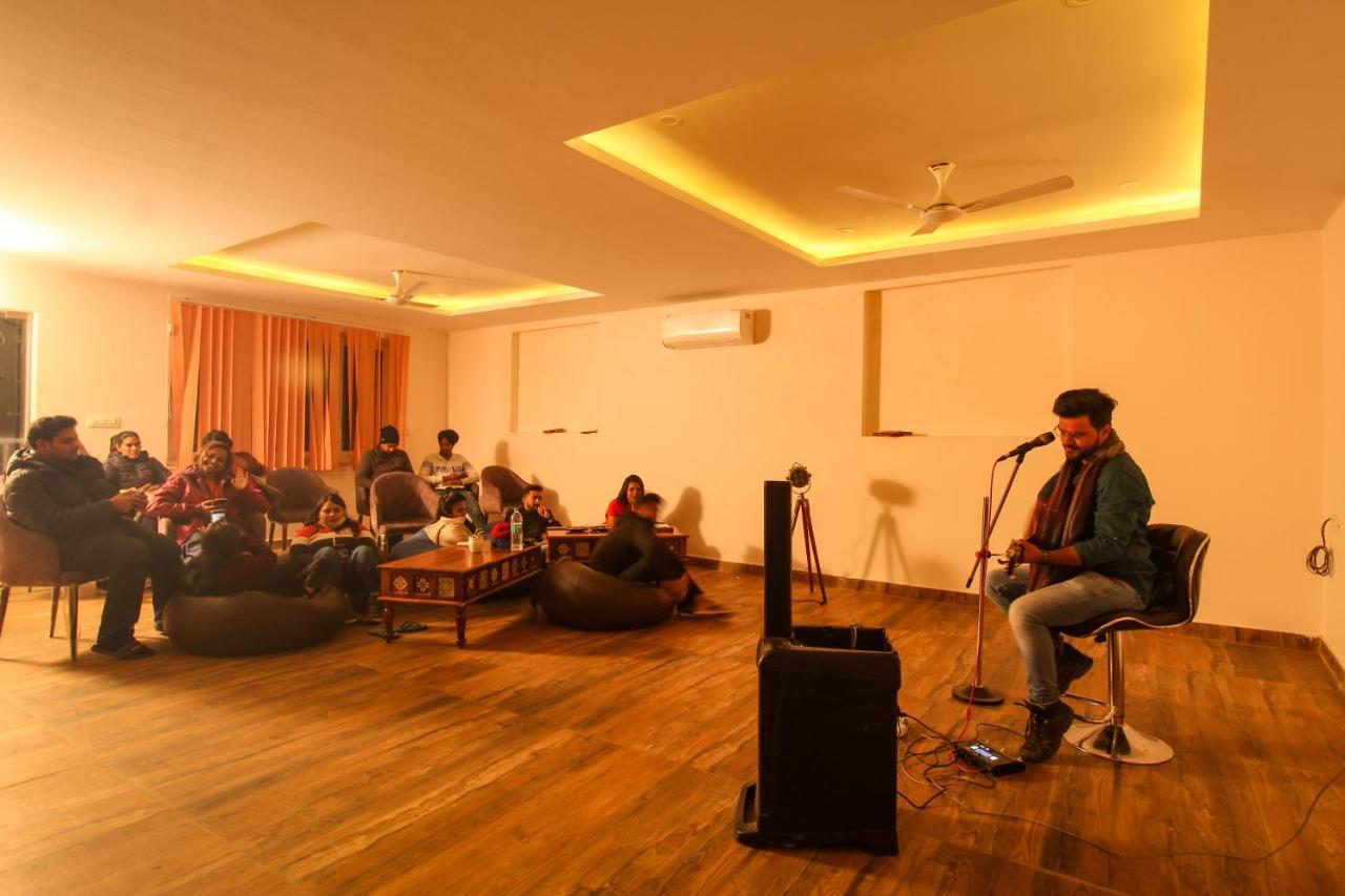 Backpacker Duniya Hostel Rishikesh Exterior photo