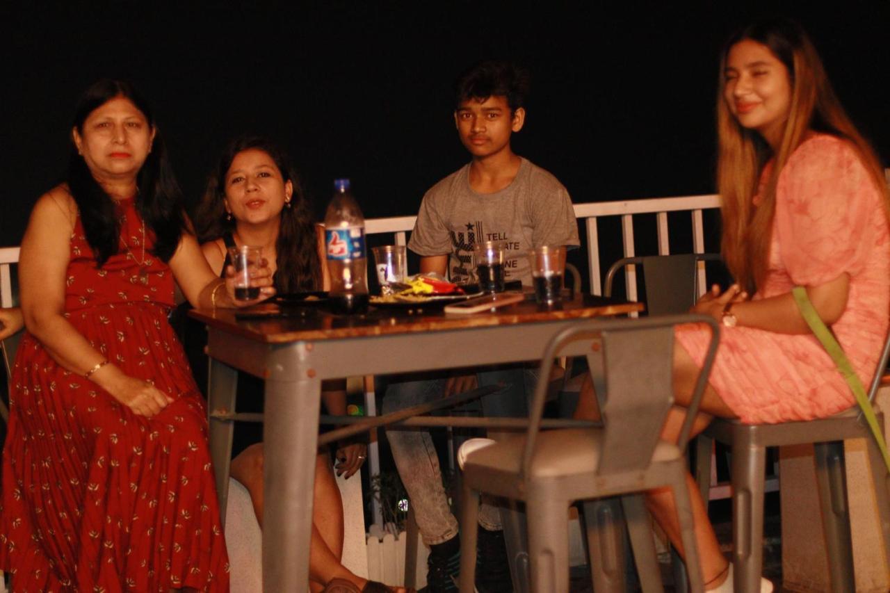 Backpacker Duniya Hostel Rishikesh Exterior photo
