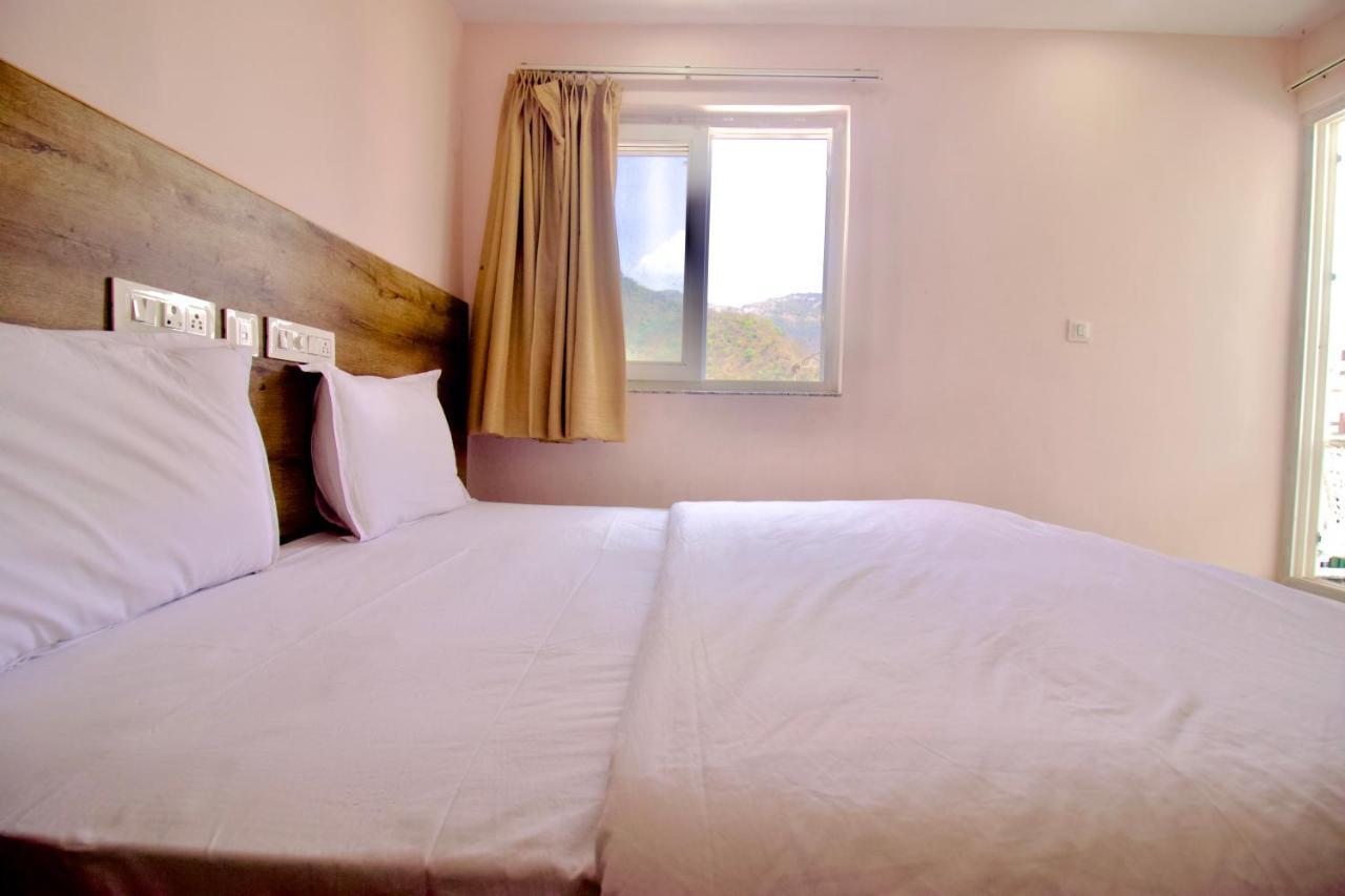 Backpacker Duniya Hostel Rishikesh Exterior photo
