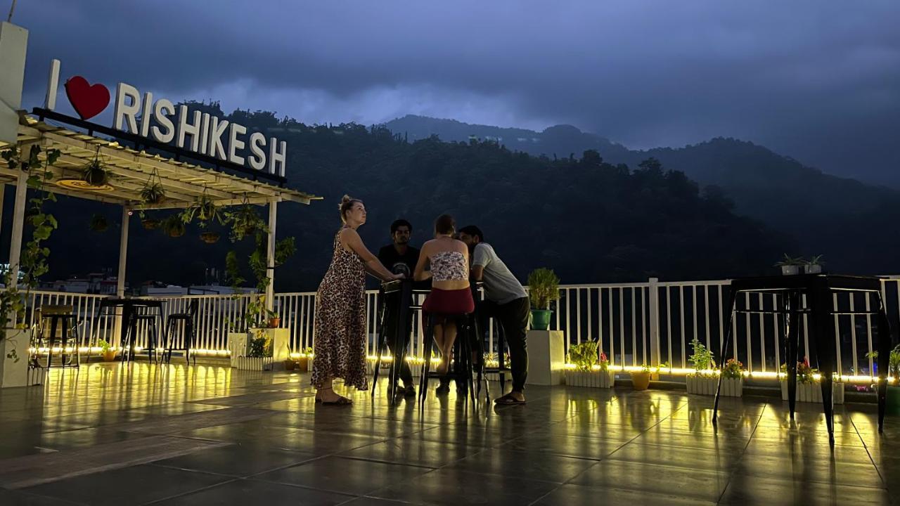 Backpacker Duniya Hostel Rishikesh Exterior photo